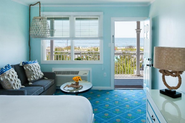 Beach Shack image 19